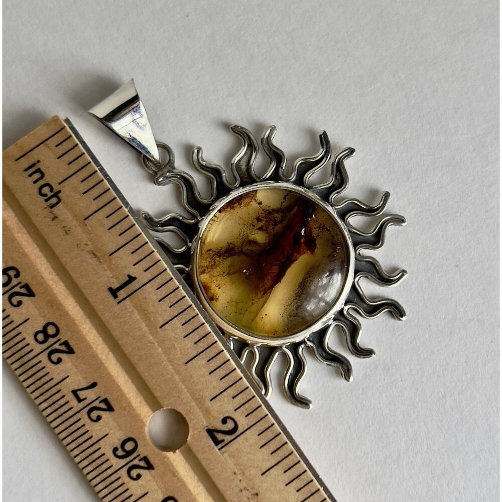 Sunburst Pendant – 925 Sterling Silver with Natural Amber - Picture 11 of 16